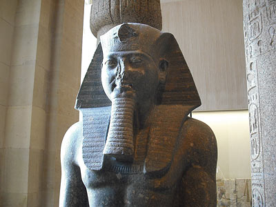 Statue colossale de Ramsès II
