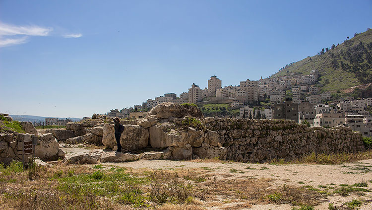 Tel Balatah